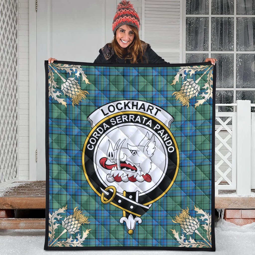 Lockhart Tartan Crest Premium Quilt - Gold Thistle Style