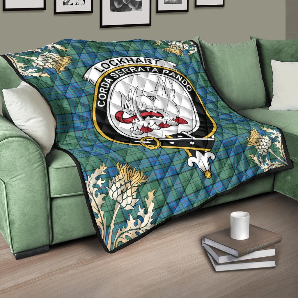 Lockhart Tartan Crest Premium Quilt - Gold Thistle Style