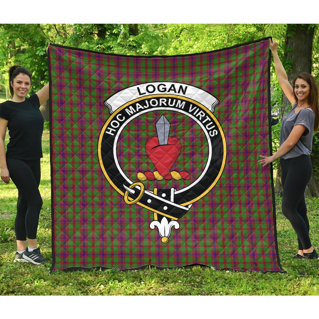 Logan Light Tartan Crest Quilt