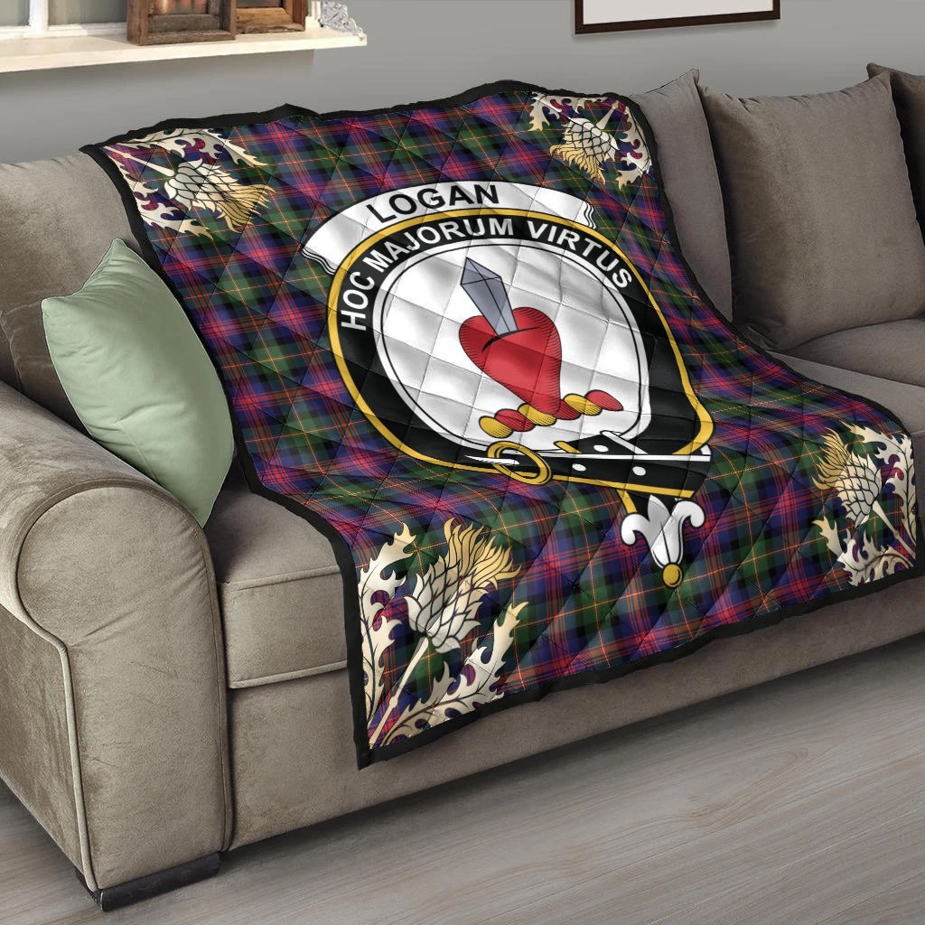 Logan Modern Tartan Crest Premium Quilt - Gold Thistle Style