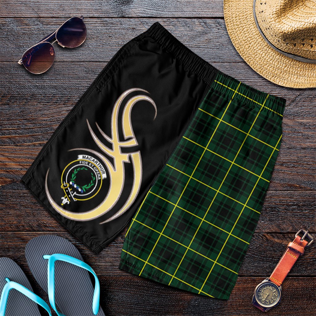 MacArthur Modern Tartan Crest Men's Short PM8