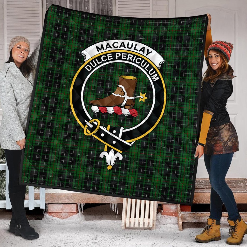 MacAulay Hunting Tartan Crest Quilt