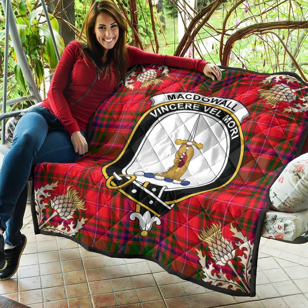 MacDowall Tartan Crest Premium Quilt - Gold Thistle Style