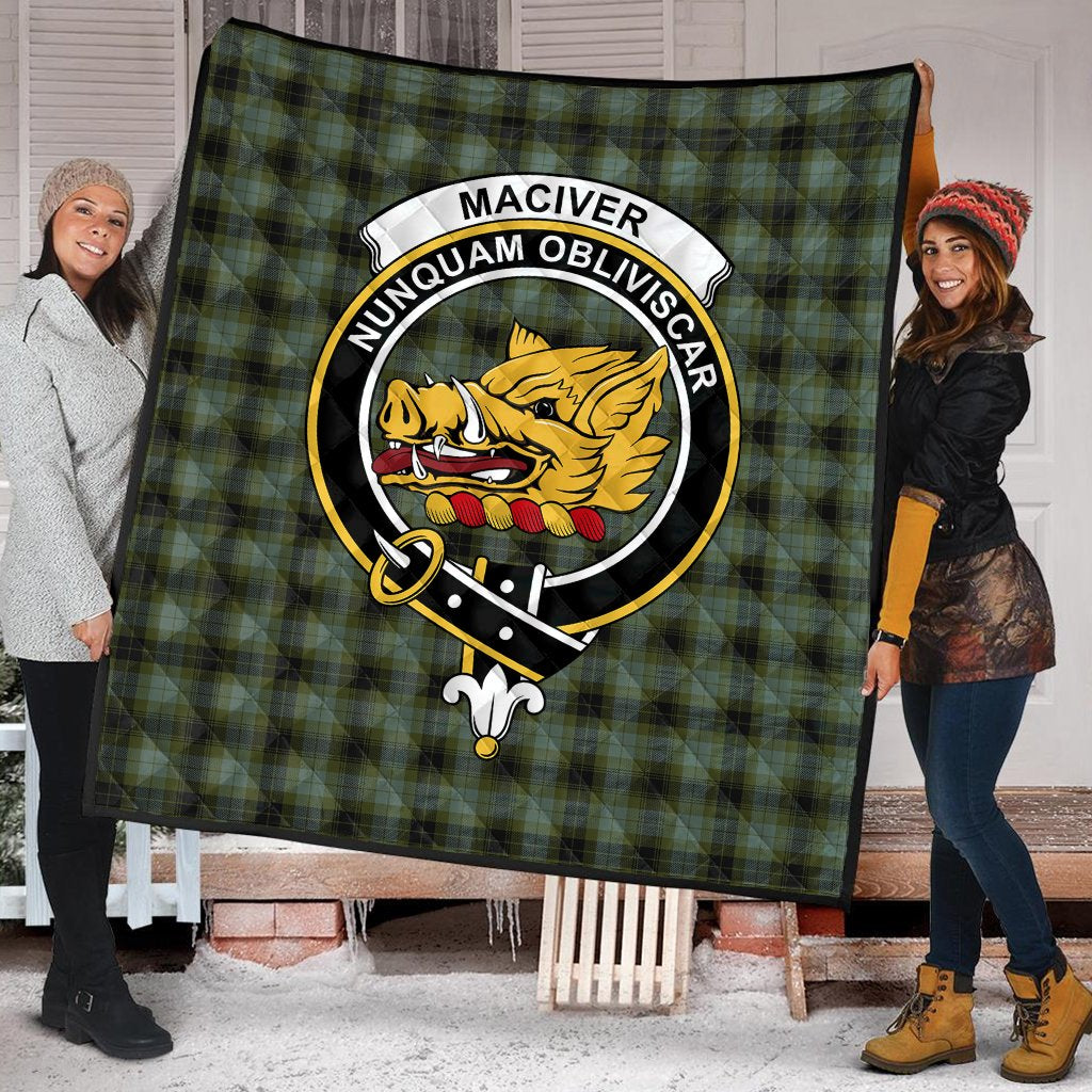 MacIver Tartan Crest Quilt