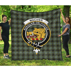 MacIver Tartan Crest Quilt