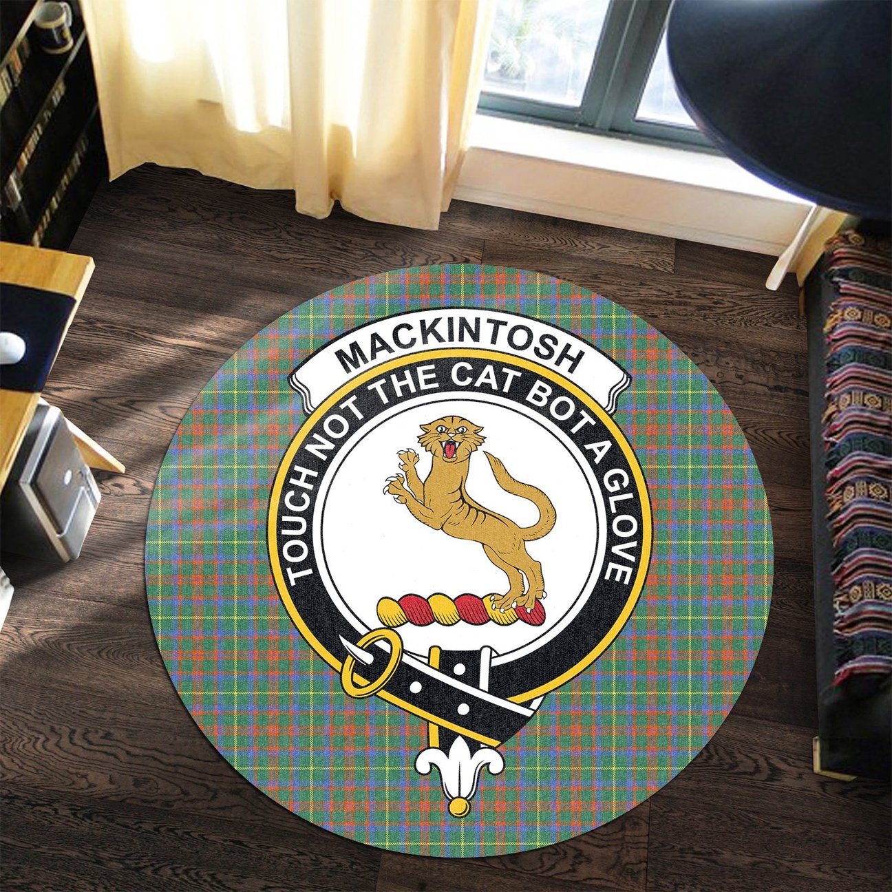 MacKintosh Hunting Ancient Tartan Crest Round Rug