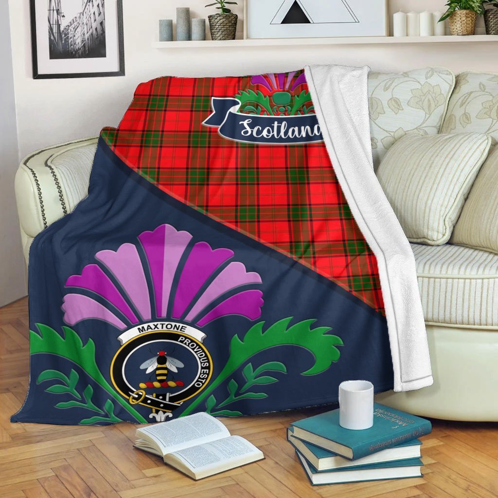 Maxtone Tartan Crest Premium Blanket - Thistle Style