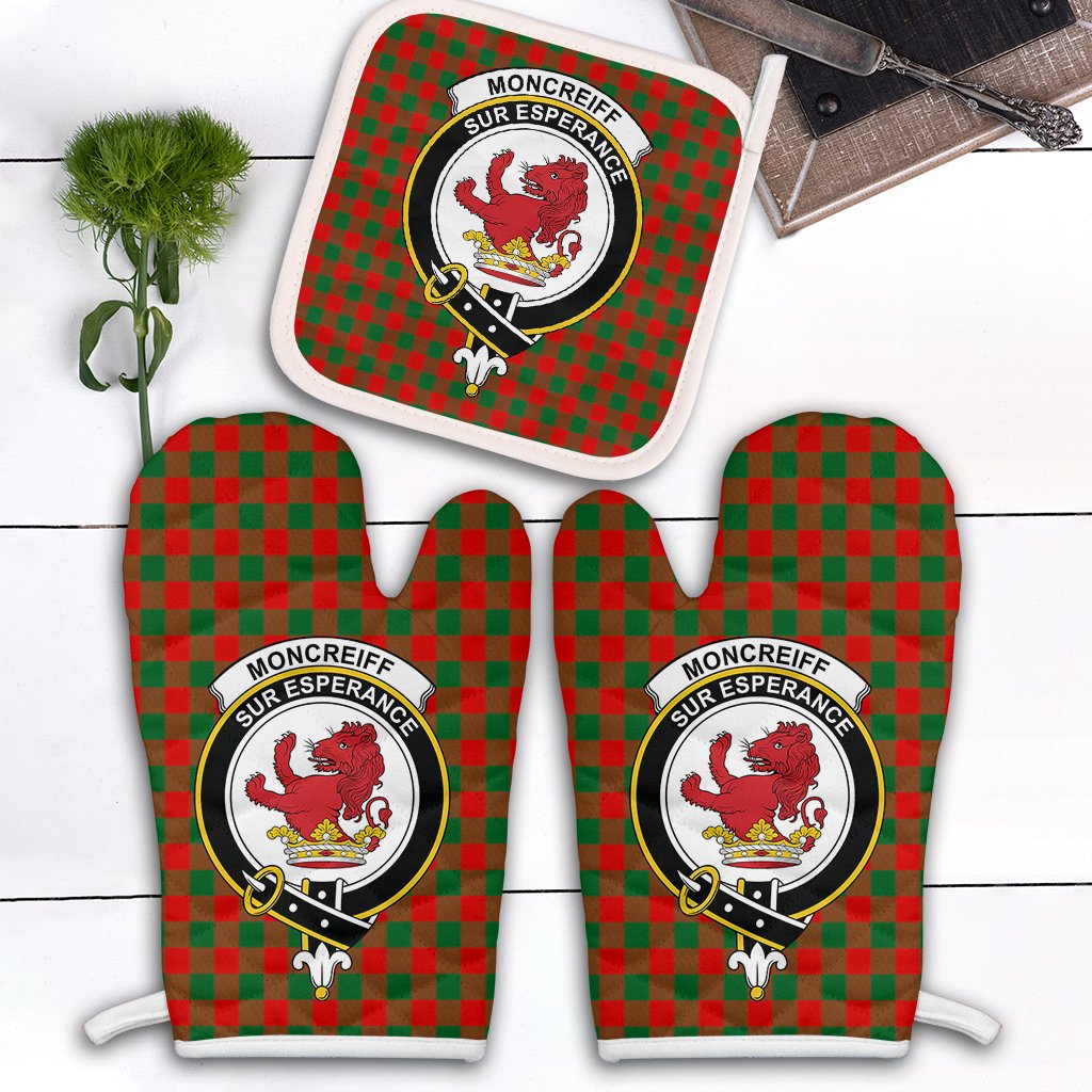 Moncrieff Tartan Crest Oven Mitt And Pot Holder (2 Oven Mitts + 1 Pot Holder)