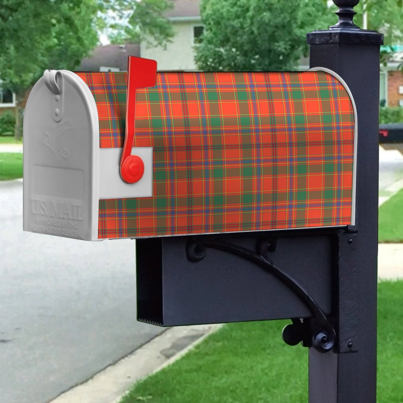 Munro Ancient Tartan Crest Mailbox