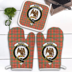 Munro Ancient Tartan Crest Oven Mitt And Pot Holder (2 Oven Mitts + 1 Pot Holder)