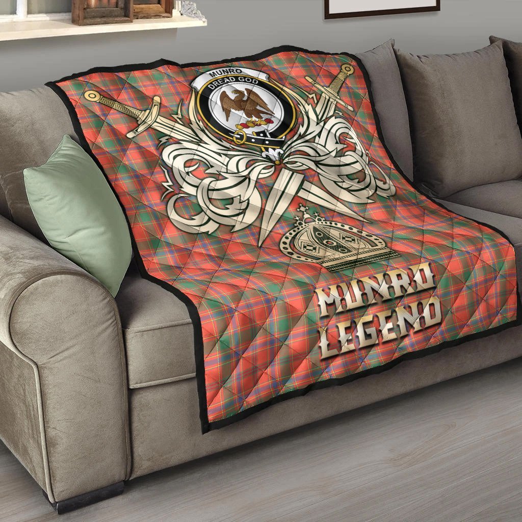 Munro Ancient Tartan Crest Legend Gold Royal Premium Quilt