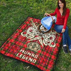 Munro Modern Tartan Crest Legend Gold Royal Premium Quilt