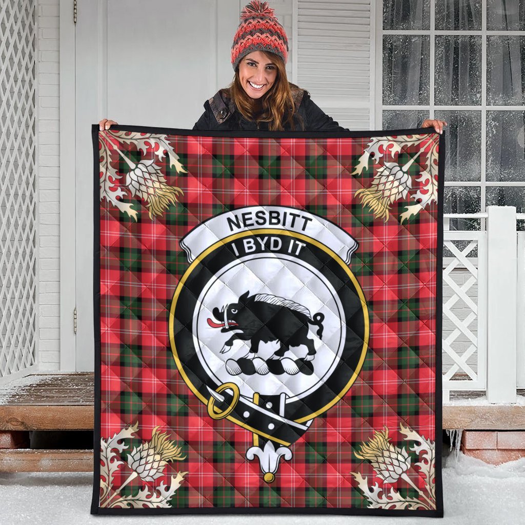 Nesbitt Modern Tartan Crest Premium Quilt - Gold Thistle Style