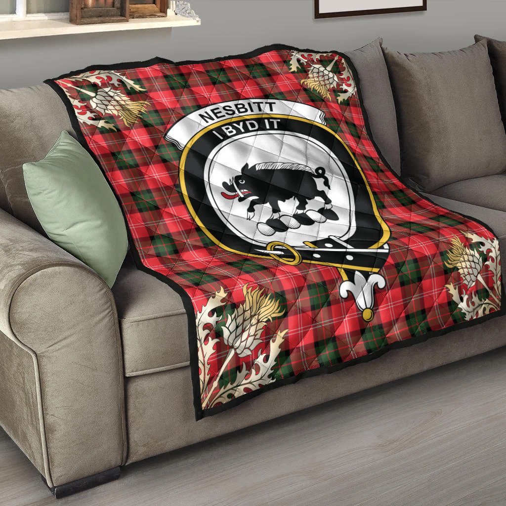 Nesbitt Modern Tartan Crest Premium Quilt - Gold Thistle Style