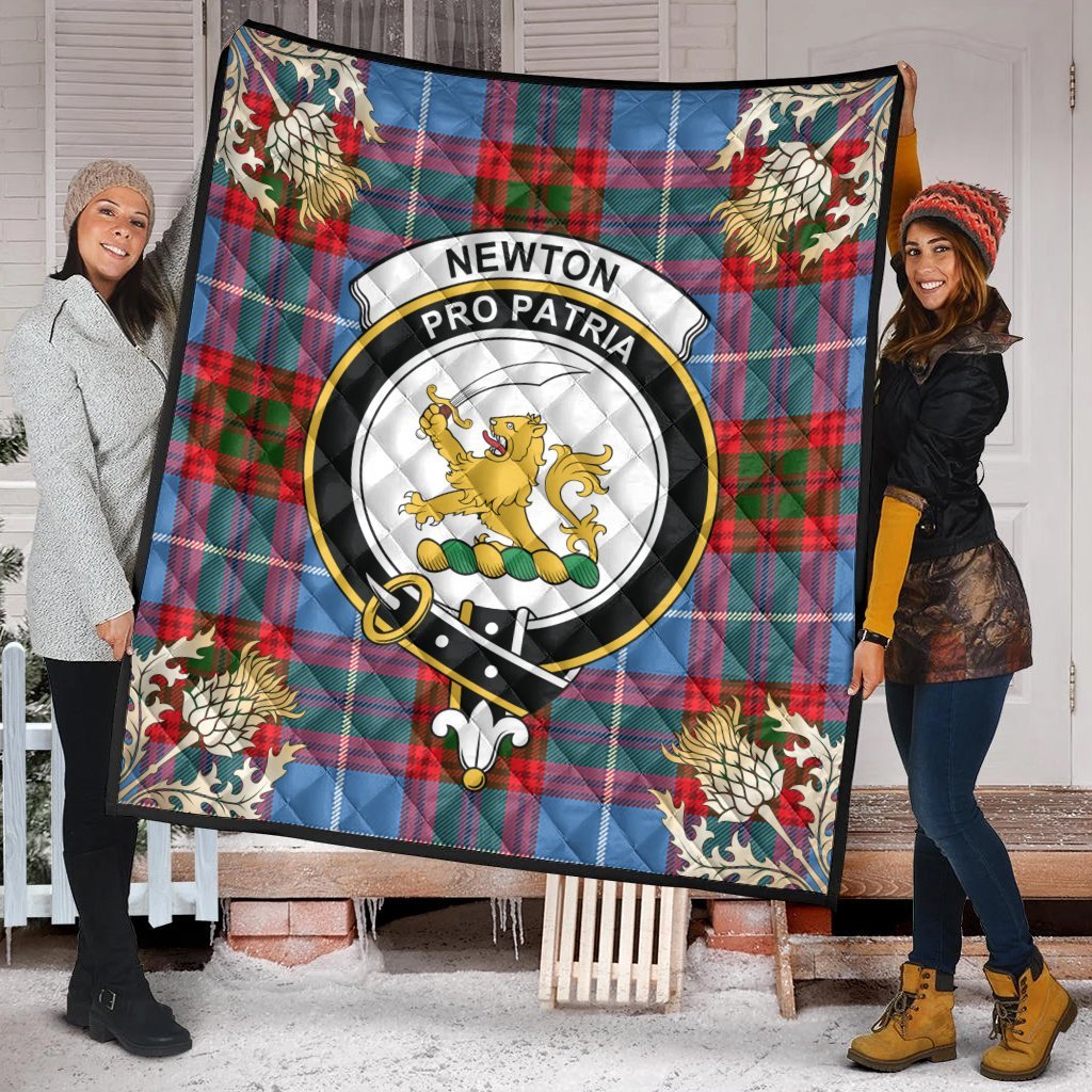 Newton Tartan Crest Premium Quilt - Gold Thistle Style