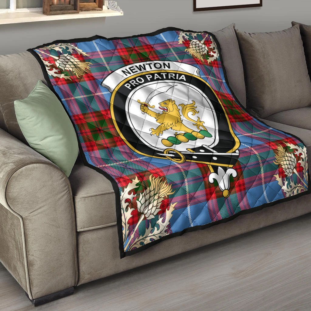 Newton Tartan Crest Premium Quilt - Gold Thistle Style