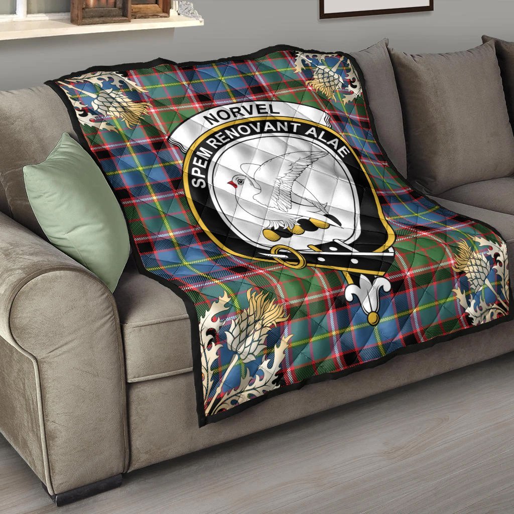 Norvel Tartan Crest Premium Quilt - Gold Thistle Style