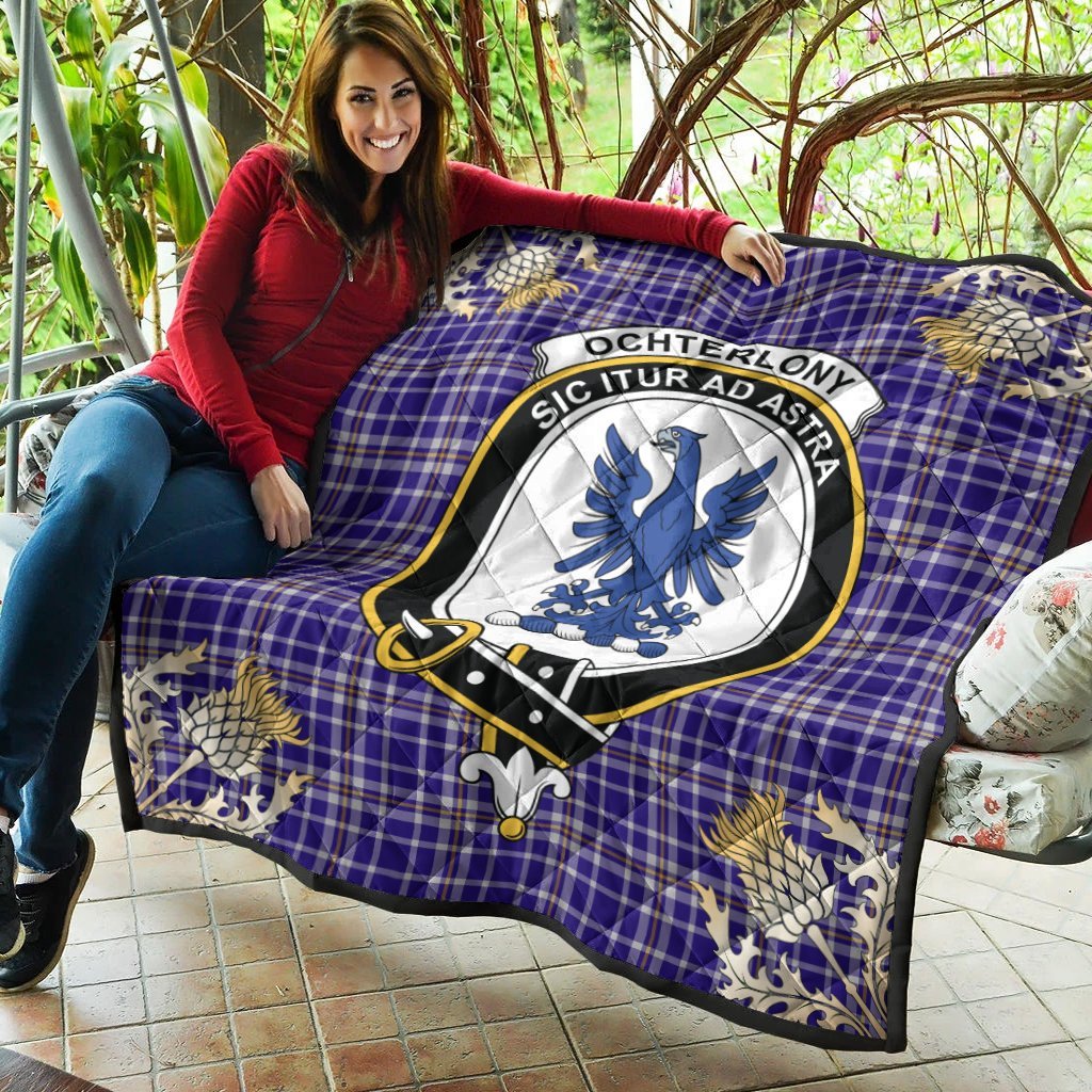 Ochterlony Tartan Crest Premium Quilt - Gold Thistle Style