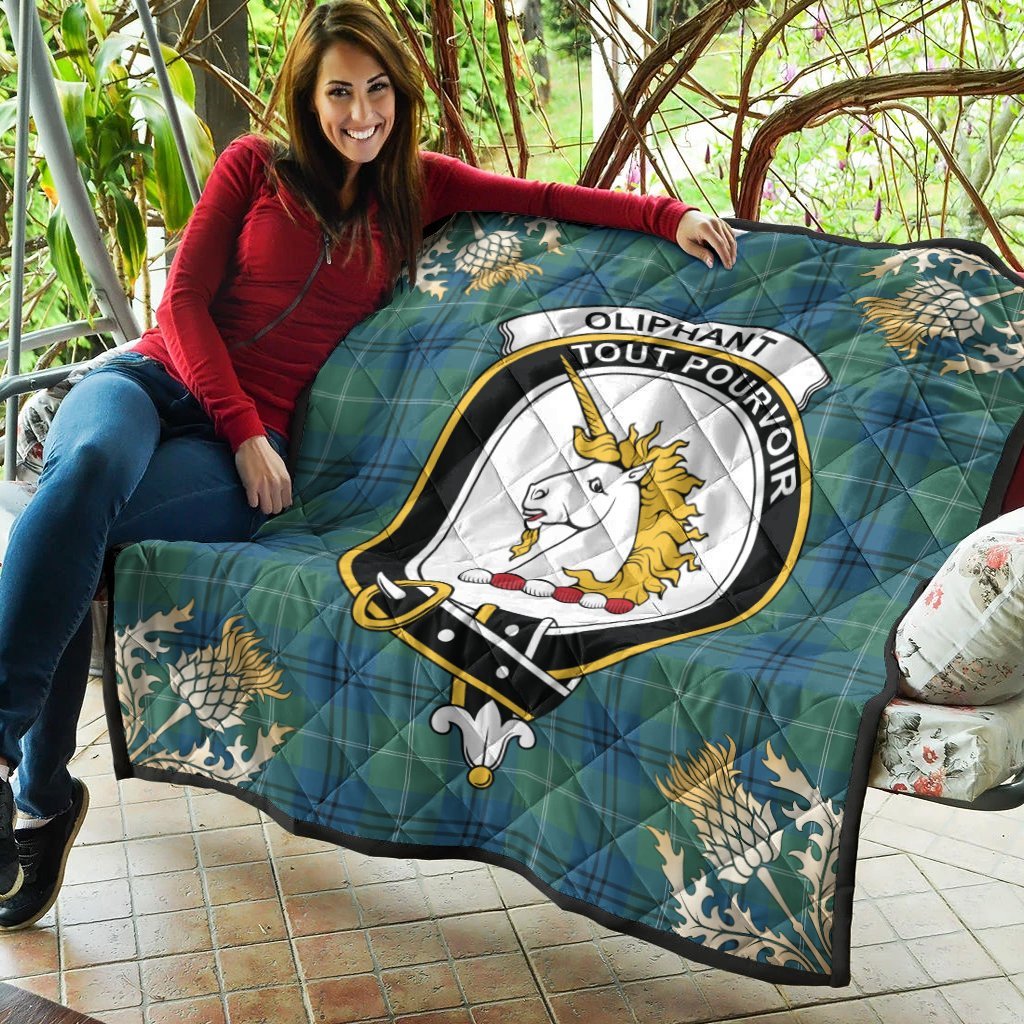 Oliphant Ancient Tartan Crest Premium Quilt - Gold Thistle Style