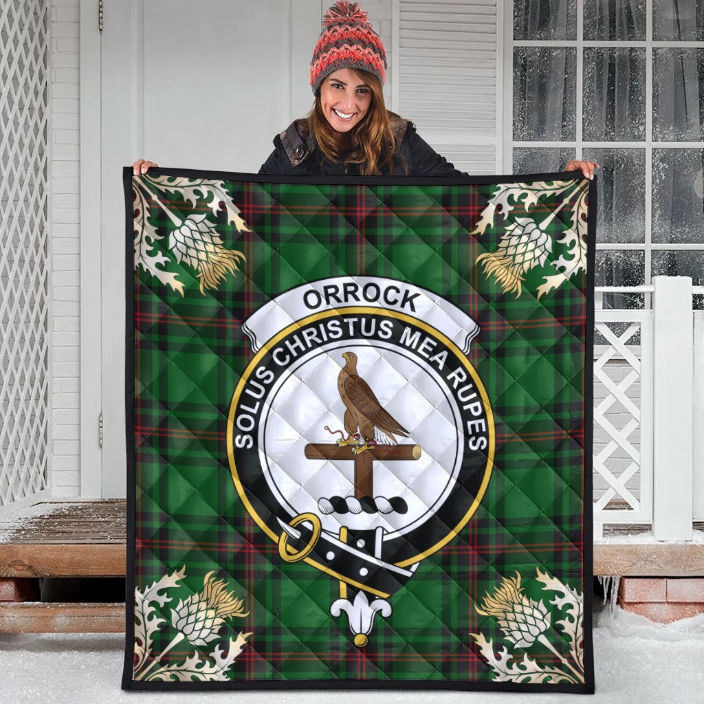 Orrock Tartan Crest Premium Quilt - Gold Thistle Style