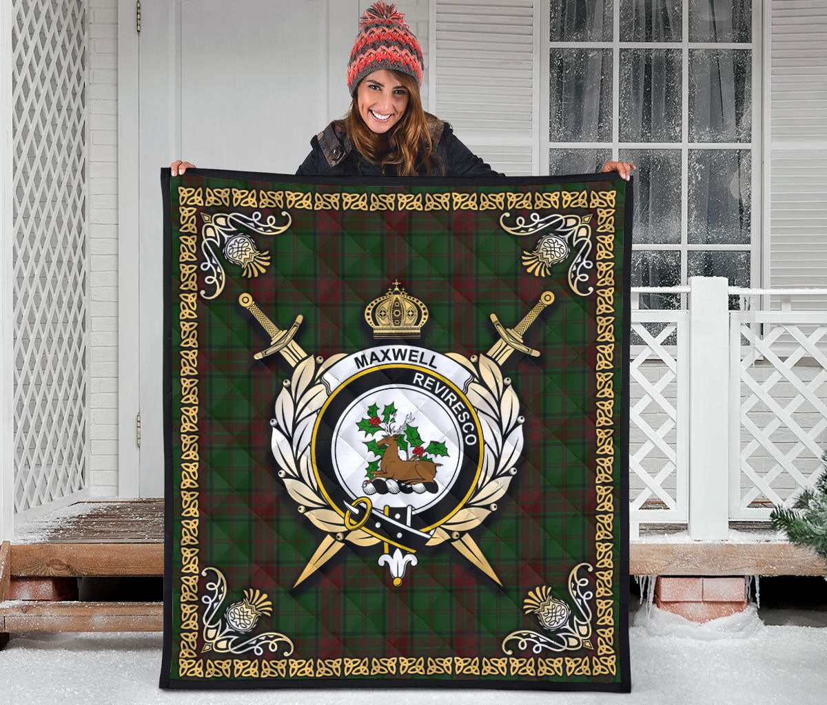 Maxwell Hunting Tartan Crest Premium Quilt - Celtic Thistle Style