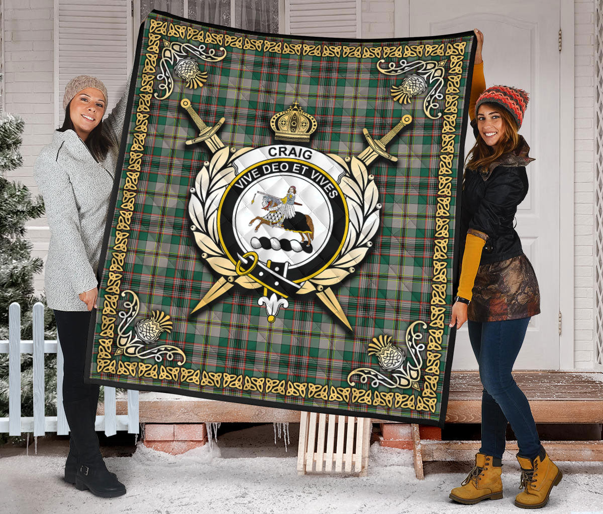 Craig Ancient Tartan Crest Premium Quilt - Celtic Thistle Style