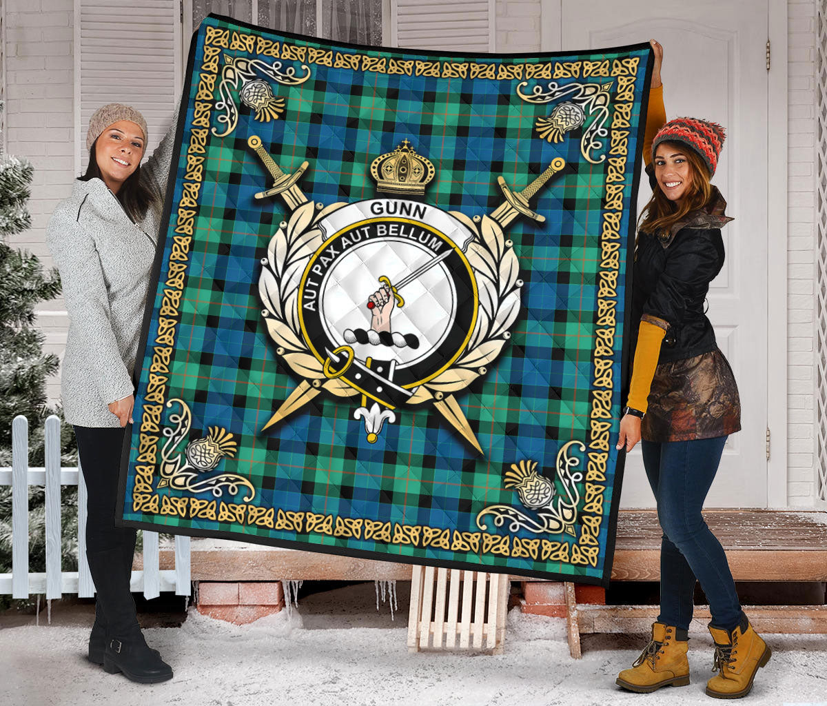 Gunn Ancient Tartan Crest Premium Quilt - Celtic Thistle Style