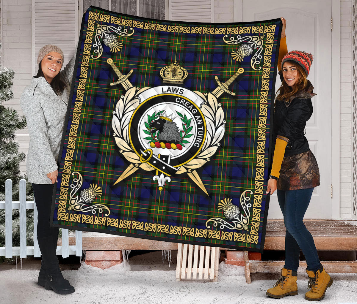 Laws Tartan Crest Premium Quilt - Celtic Thistle Style