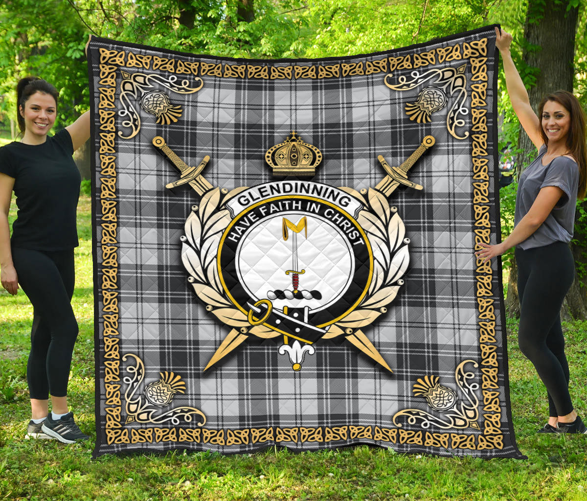 Glendinning Tartan Crest Premium Quilt - Celtic Thistle Style