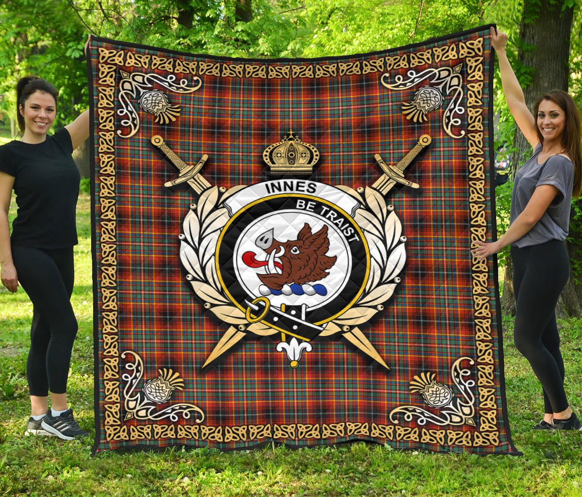 Innes Ancient Tartan Crest Premium Quilt - Celtic Thistle Style