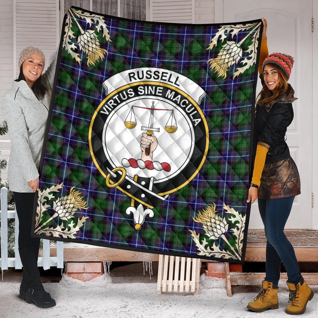 Russell Modern Tartan Crest Premium Quilt - Gold Thistle Style