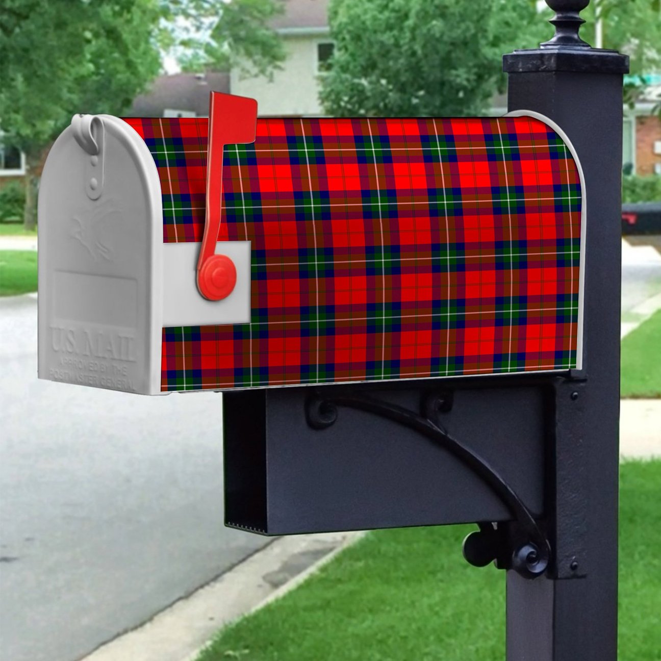 Ruthven Modern Tartan Crest Mailbox