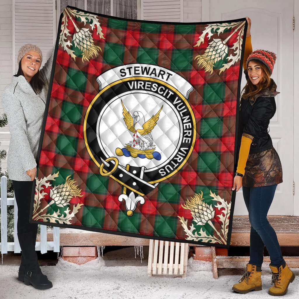 Stewart Atholl Modern Tartan Crest Premium Quilt - Gold Thistle Style