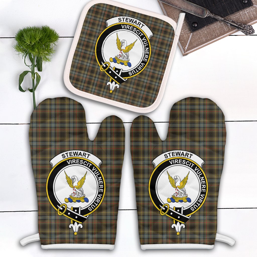 Stewart Hunting Weathered Tartan Crest Oven Mitt And Pot Holder (2 Oven Mitts + 1 Pot Holder)