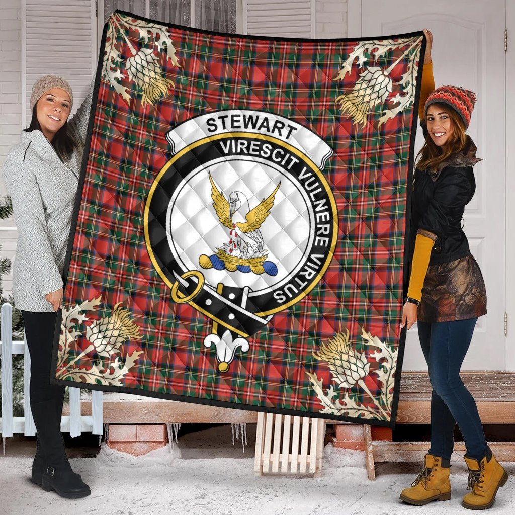 Stewart Royal Modern Tartan Crest Premium Quilt - Gold Thistle Style