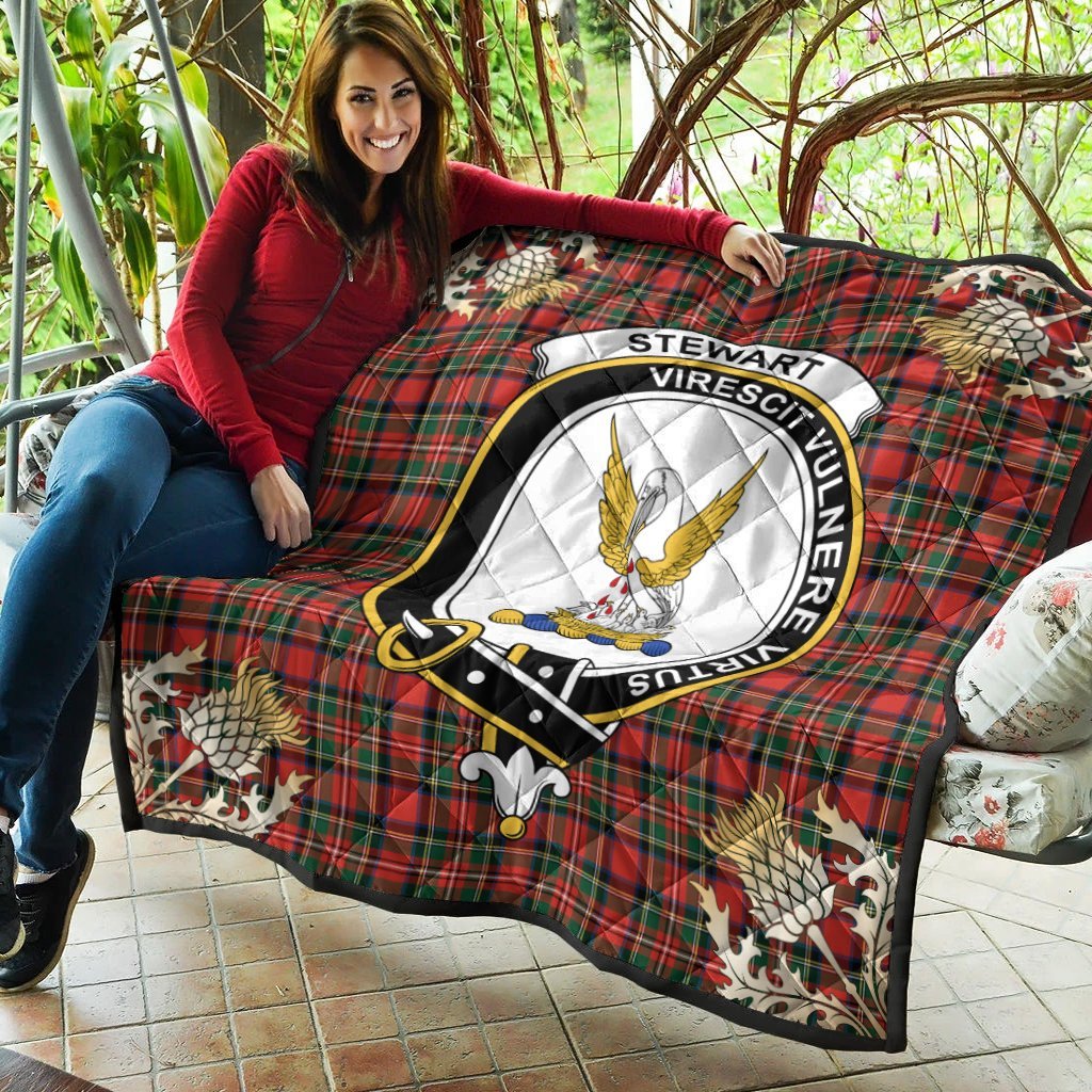 Stewart Royal Modern Tartan Crest Premium Quilt - Gold Thistle Style