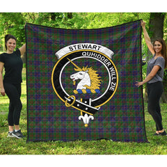 Stewart of Appin Hunting Tartan Crest Quilt