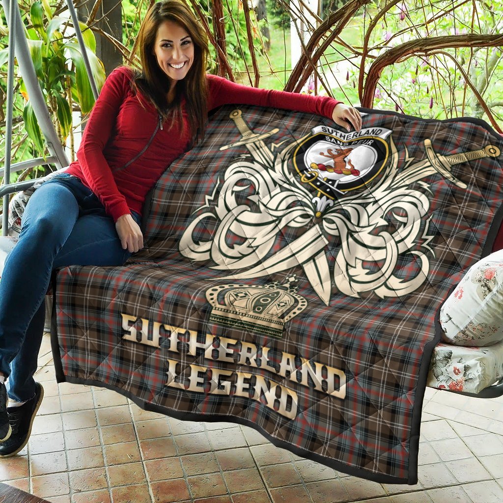 Sutherland Weathered Tartan Crest Legend Gold Royal Premium Quilt