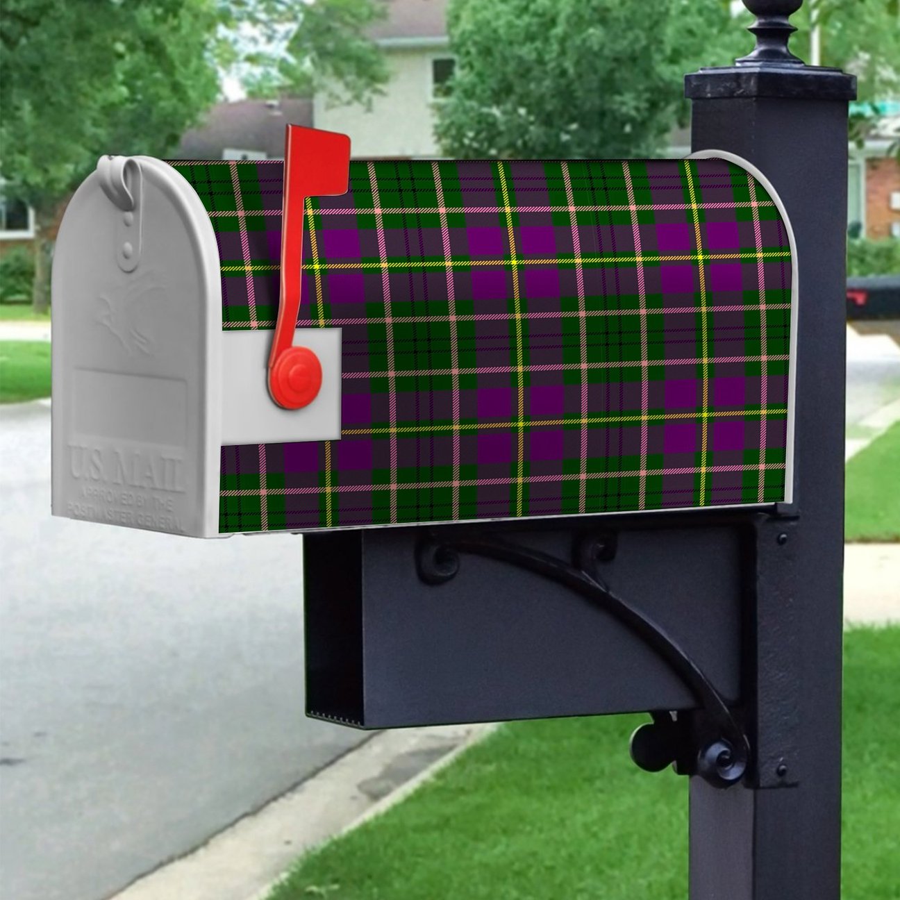 Tailyour Tartan Crest Mailbox