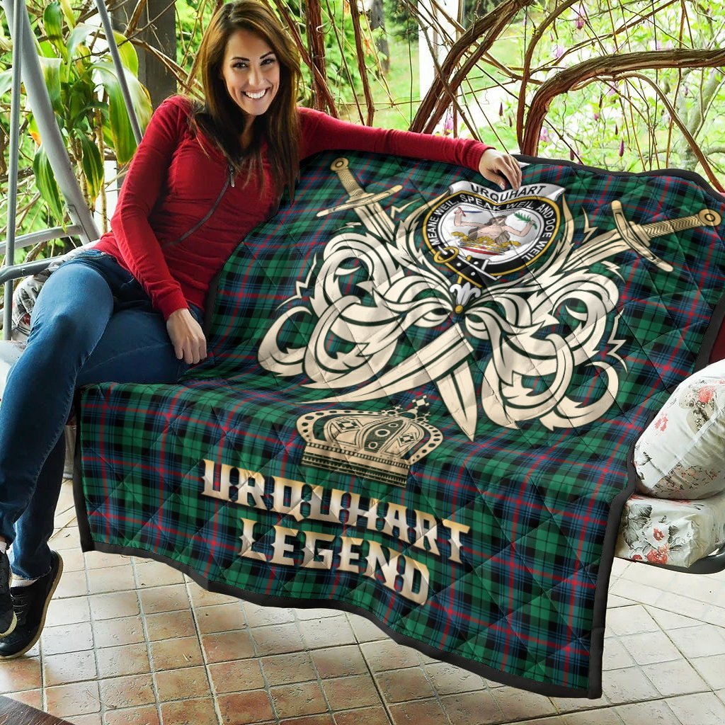 Urquhart Broad Red Ancient Tartan Crest Legend Gold Royal Premium Quilt