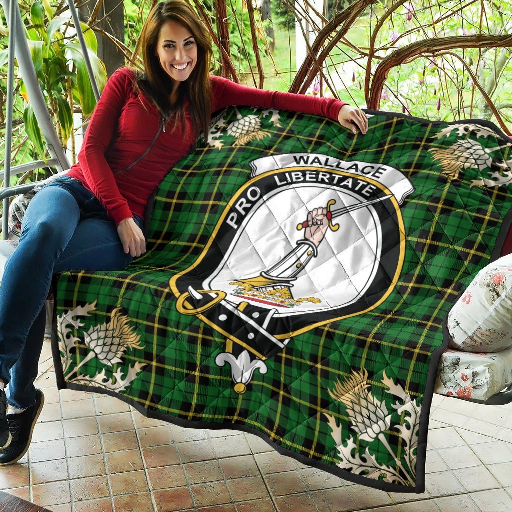 Wallace Hunting Green Tartan Crest Premium Quilt - Gold Thistle Style
