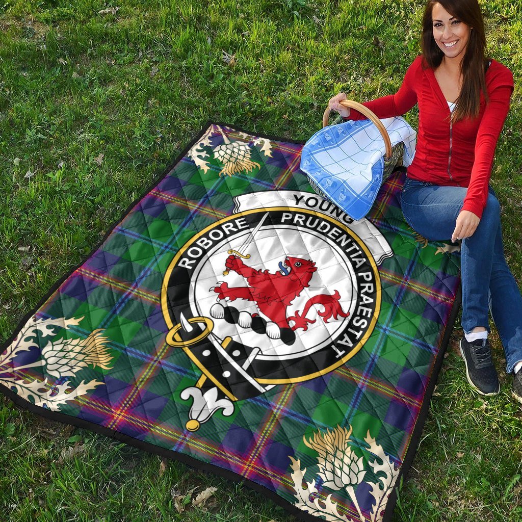 Young Modern Tartan Crest Premium Quilt - Gold Thistle Style