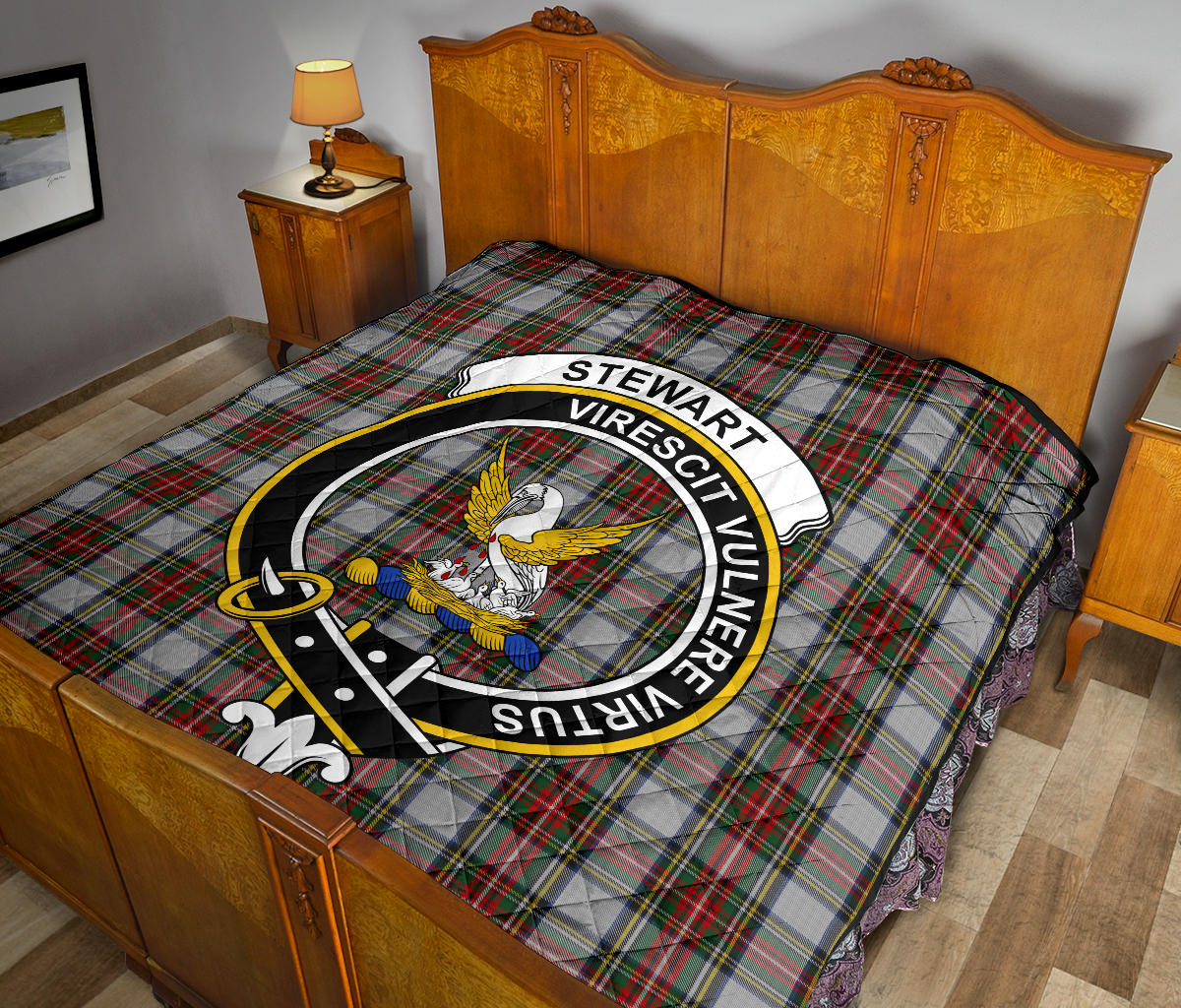 Stewart Dress Tartan Crest Quilt - SP