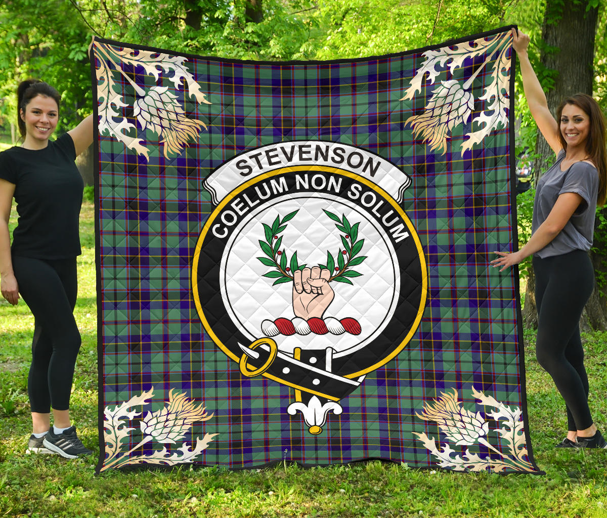 Stevenson Tartan Crest Premium Quilt - Gold Thistle Style SP