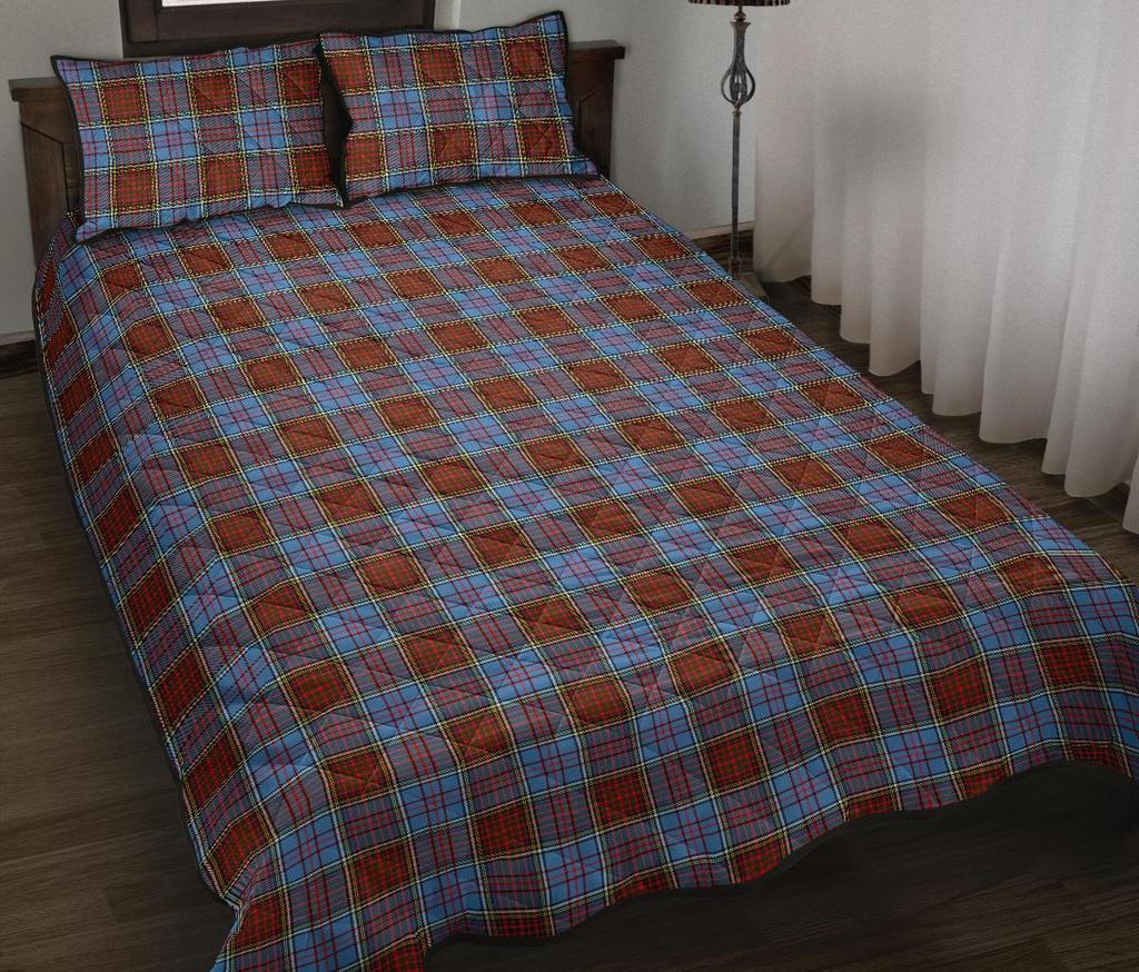 Anderson Modern Tartan Quilt Bed Set