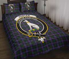 Hunter Modern Tartan Crest Quilt Bed Set