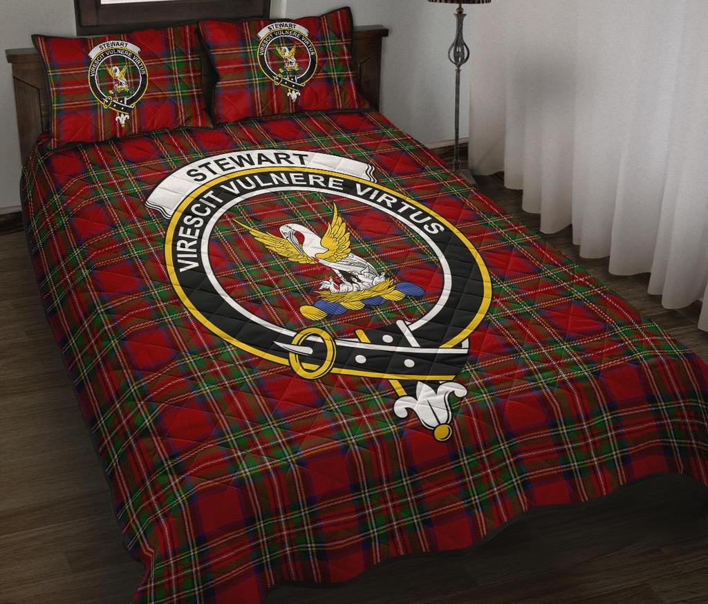 Stewart Royal Tartan Crest Quilt Bed Set