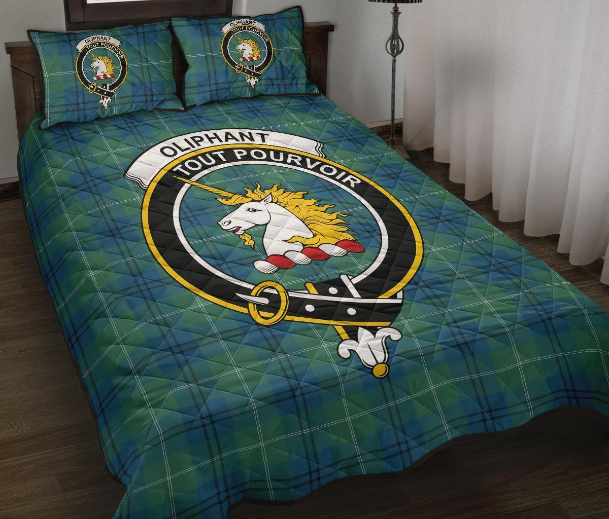 Oliphant Ancient Tartan Crest Quilt Bed Set