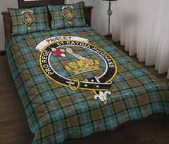 Paisley District Tartan Crest Quilt Bed Set