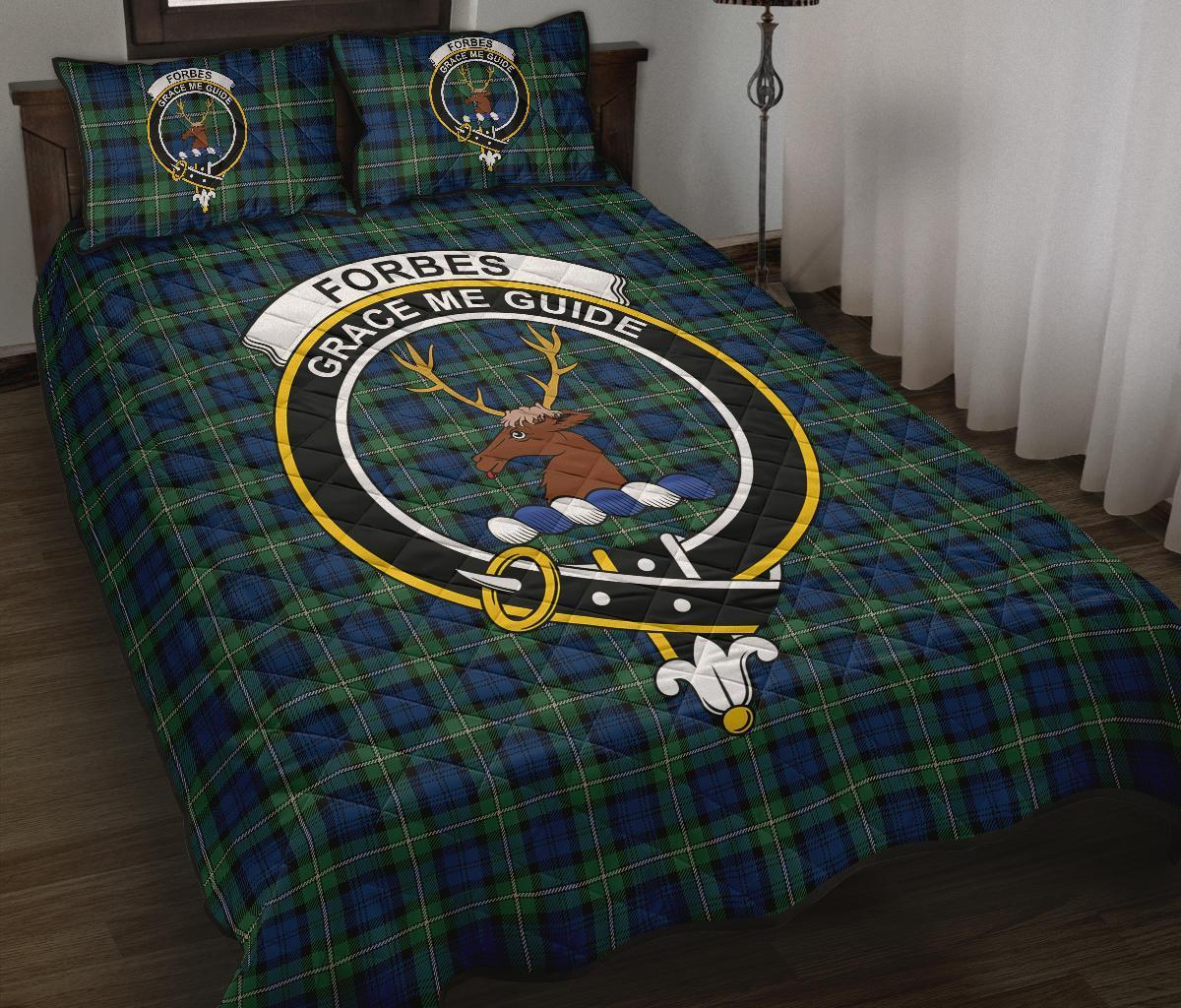 Forbes Ancient Tartan Crest Quilt Bed Set